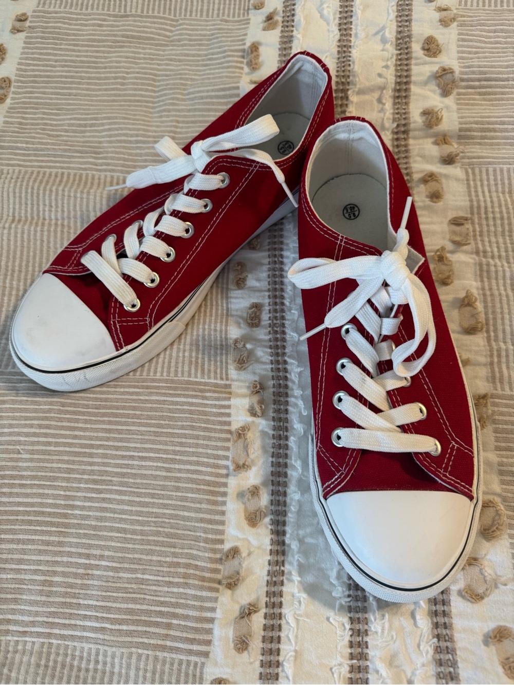 Red Canvas Low-Top Sneakers - Women's Casual Lace-Up